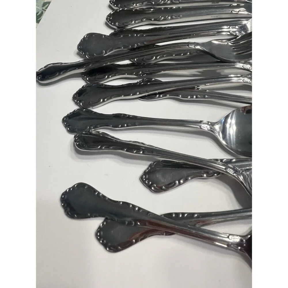 18pc Queens Court Japan Stainless Flatware Spoons/Forks/Knives 6 each